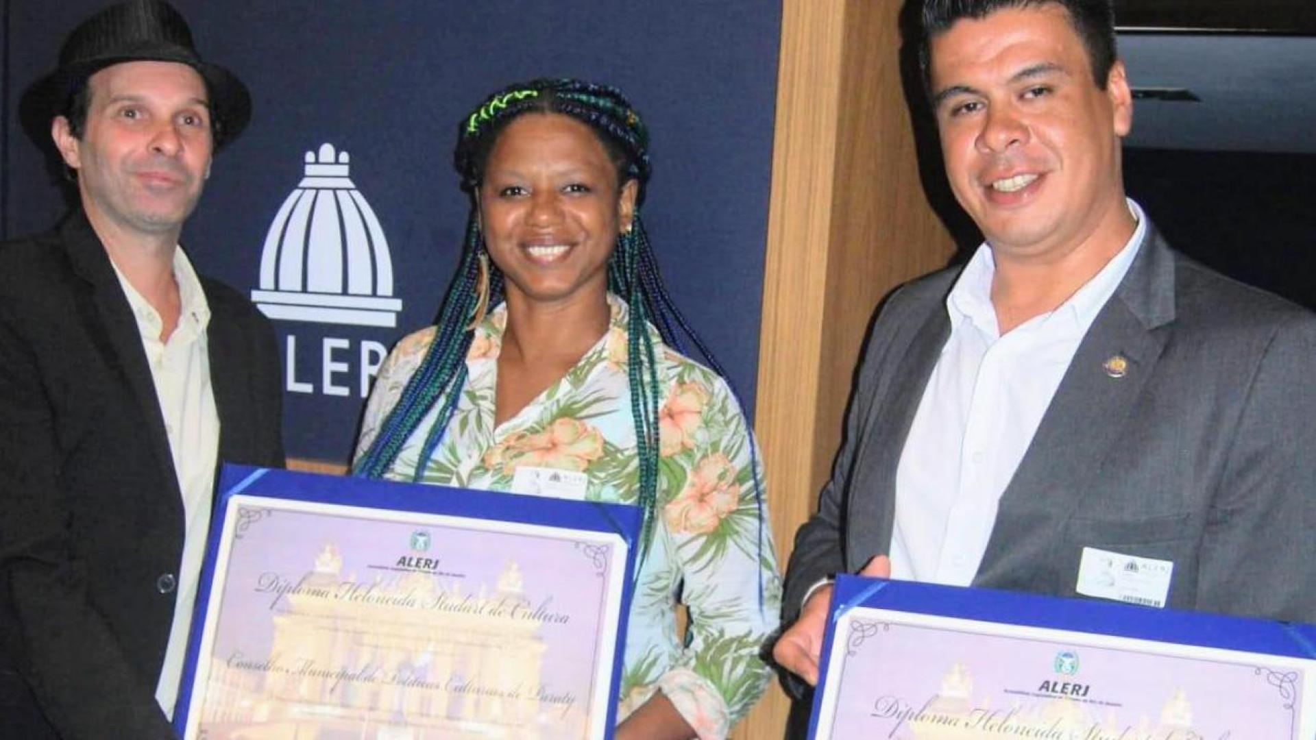 PRÊMIO HELONEIDA STUDART DE CULTURA