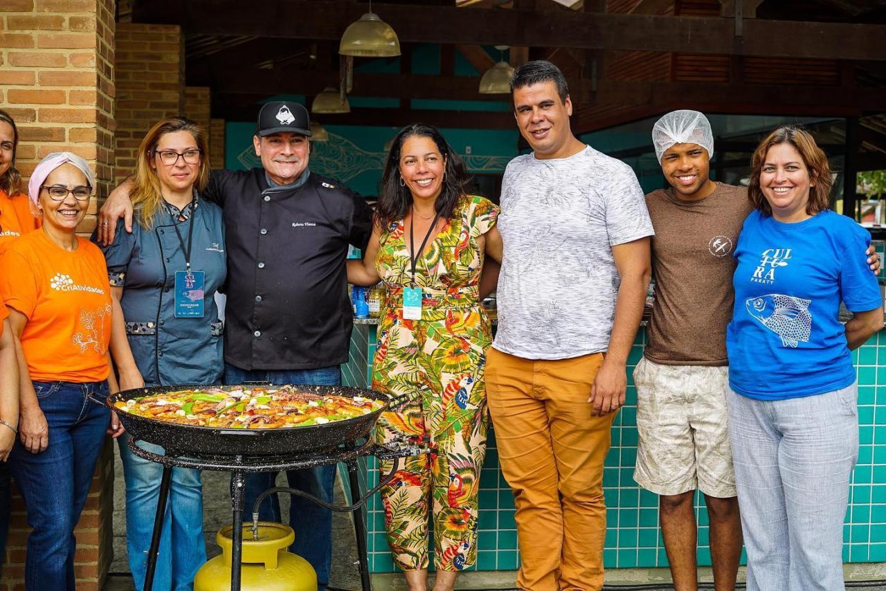 SECRETARIA DE CULTURA E PROGRAMA CRIATIVIDADES RECEBEM CHEF ROBERTO VIANNA E CUTELEIRO DANIEL COELHO EM EVENTO NO MERCADO DE PEIXE SECRETARIA DE CULTURA E PROGRAMA CRIATIVIDADES RECEBEM CHEF ROBERTO VIANNA E CUTELEIRO DANIEL COELHO EM EVENTO NO MERCADO DE PEIXE